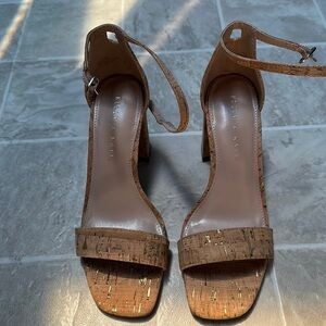NWOT cork women heel